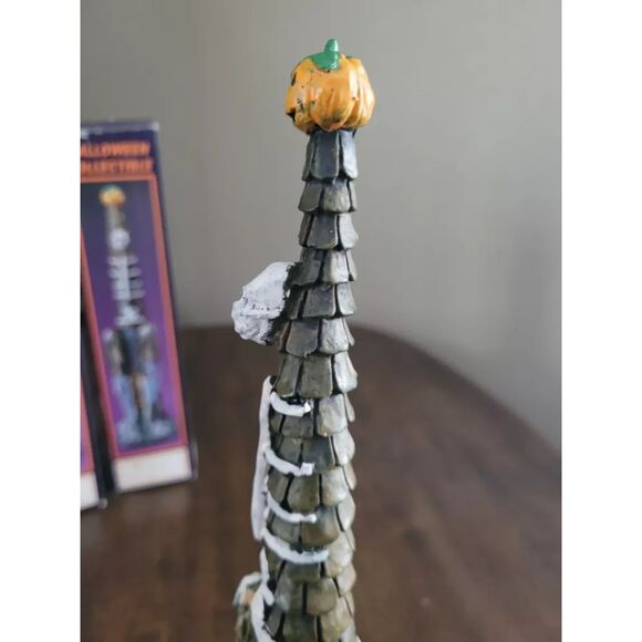 Windsor Collection Set of 2 Halloween Haunted House Tall 12"Collectibles w/Boxes - Picture 8 of 16